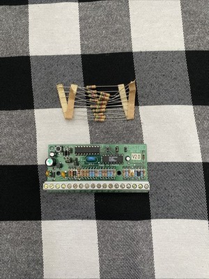 DSC PC5108 eight zone expander module for PC1616-PC1832-PC1864.