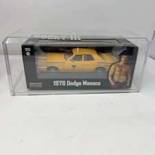 GREENLIGHT 84161 1/24 ROCKY III 1982 1978 DODGE MONACO CITY CAB CO Protector