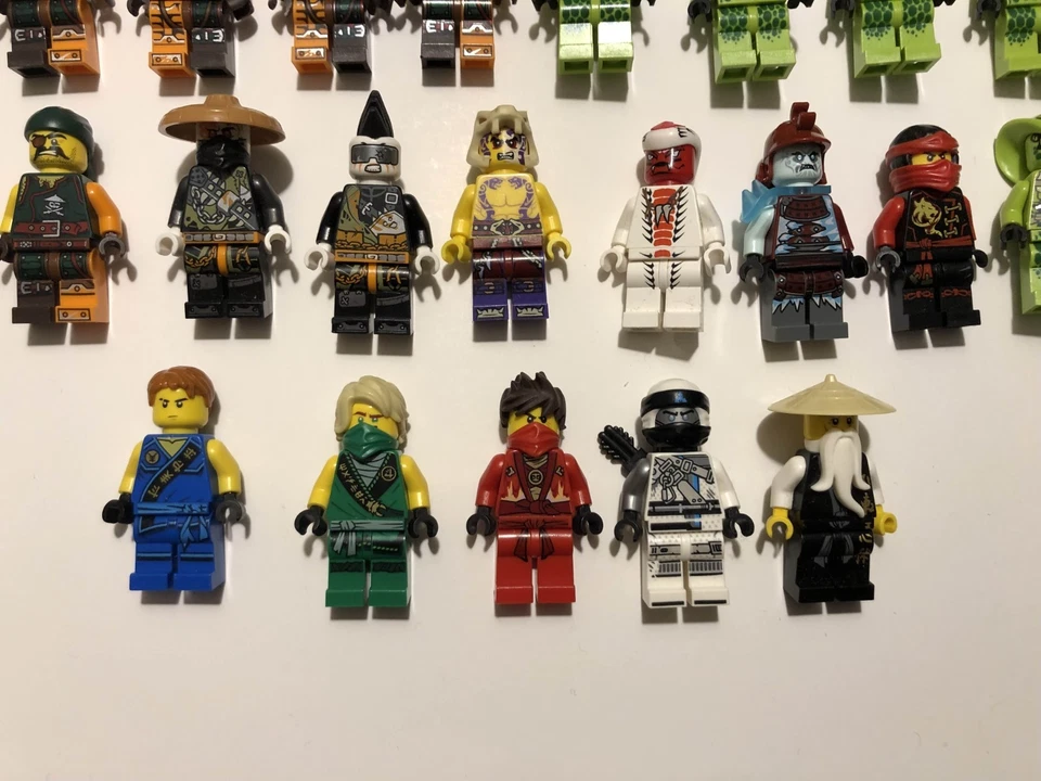 Lego Ninjago Castle Minifigures lot - Image 2 of 4