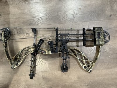 Bowtech Carbon Zion Right Handed Full Set Up Besides Arrows Or Release 700$ OBO