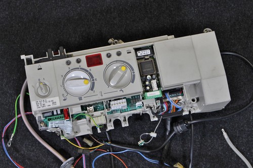 Orig. Junkers ZSR 18-5 AE21 Bedienfeld Steuerung Steuereinheit Platine Anzeige - Picture 3 of 20