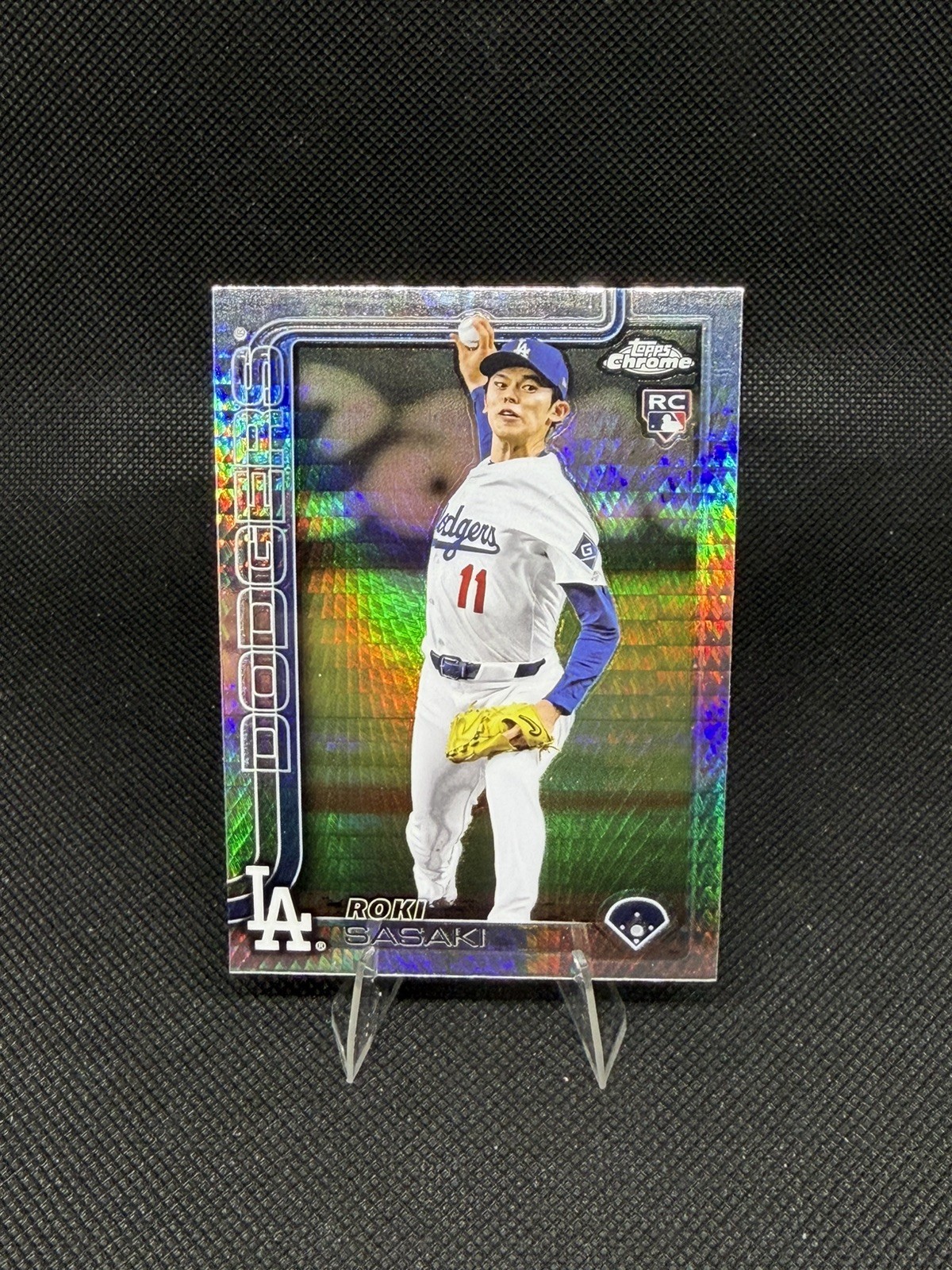 2025 Topps Chrome - Roki Sasaki #217 Prism Refractor (RC) LA Dodgers