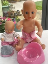 Dolls & Potty (Medium Doll with closing eyes)
