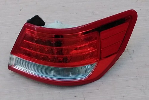 2010 2011 2012 Lincoln MKZ Tail Light Right (Passenger Side)