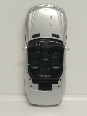 Motormax 1/18 Silver Convertible Mercedes Benz SL500 Diecast