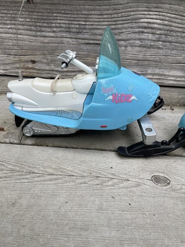 Bratz Doll Battery Powered Snowmobile W/ Controller And W/ Helmet Tested Works - Picture 4 of 11