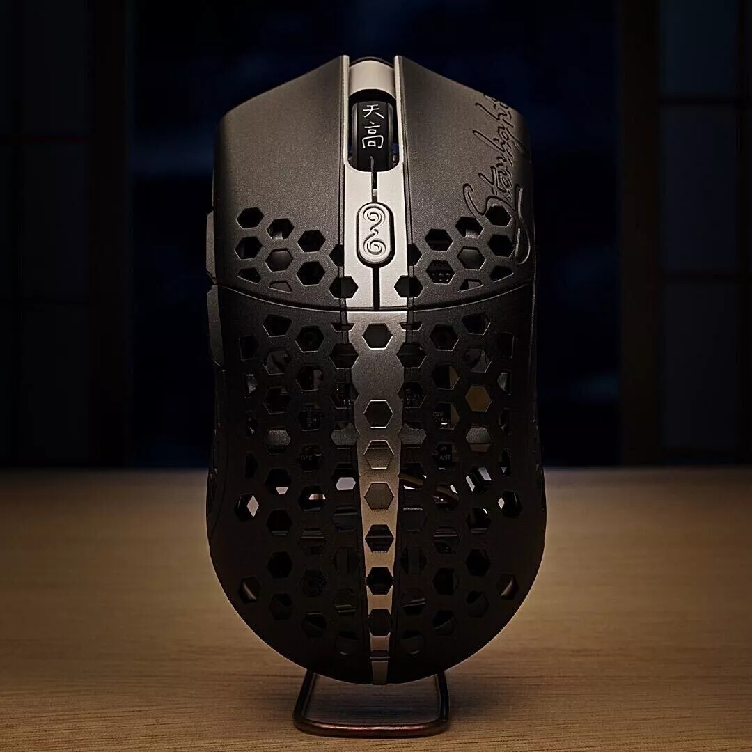 Finalmouse The Last Legend Wireless Mouse (Centerpiece Founders Edition  Access Card Included) Black - US