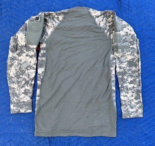 CAMISA DE COMBATE EJÉRCITO USGI MEDIANA ACU CAMUFLAJE DIGITAL UCP RESISTENTE AL FUEGO ACS FR NUEVA CON ETIQUETAS - Imagen 2 de 6