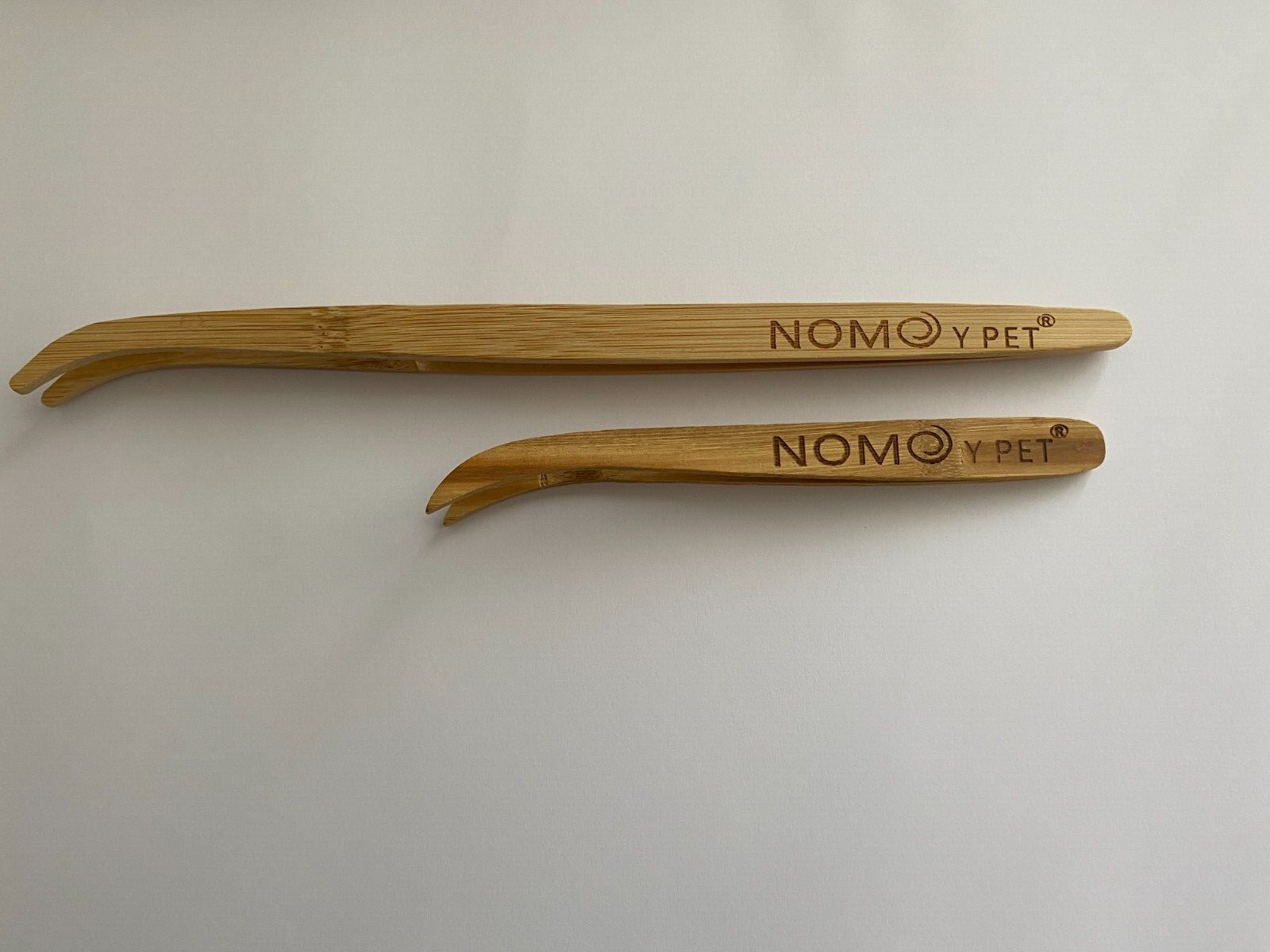 Nomey Pet 2 Bamboo Feeding Tweezers Tongs Reptile Livefood - size  16.5cm & 28cm