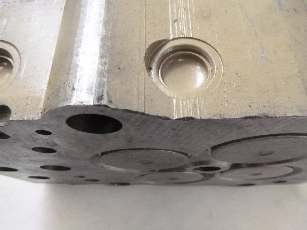 SEE DESC OEM Cummins Cylinder Head 3646329 For Diesel Engine | eBay
