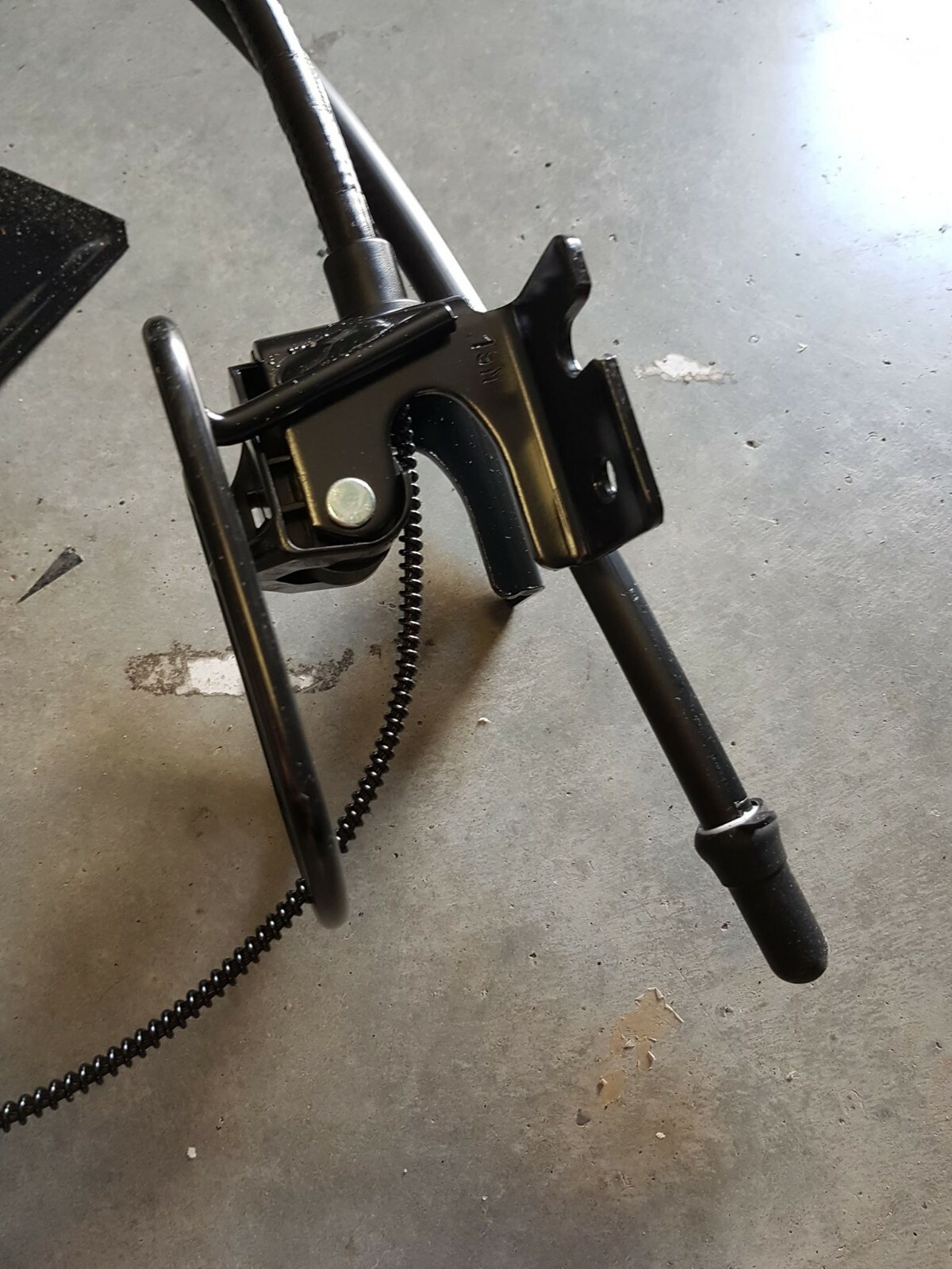 Outil Treuil Roue Secours Pour Fiat Ducato/Peugeot Boxer/Citroën Relay - Clé 5 Côtés 21mm - Réf. 1369574080