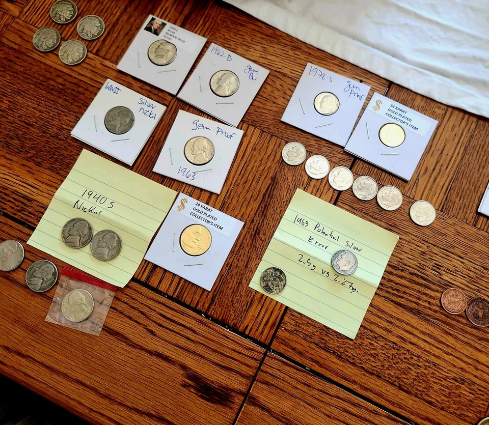 Prized Coin Collection With Book - VERY RARE-1942 D/1 MERCURY DIME - Image 3 of 4