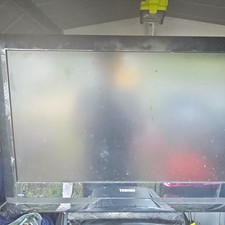 Toshiba 32AV500U 32in LCD 720p 60Hz ATSC Flat Screen HDTV HDMI Black