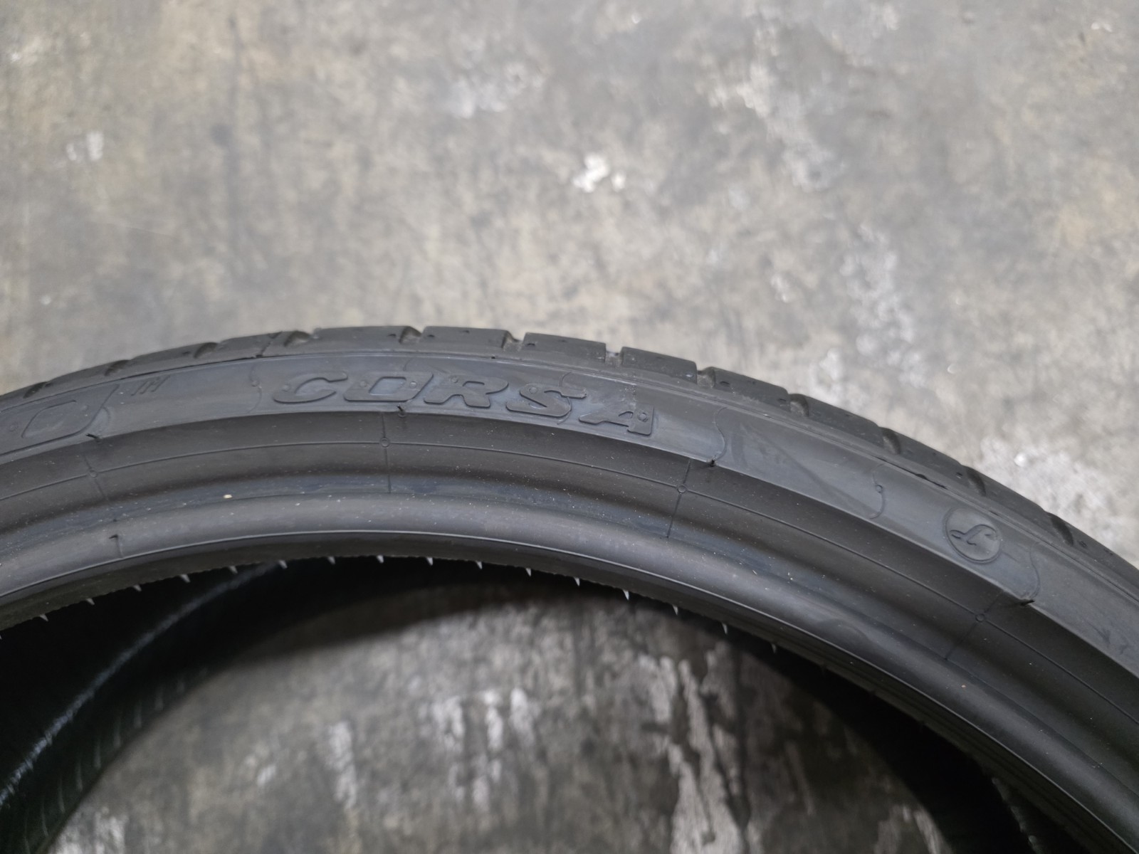 LAMBORGHINI HURACAN PIRELLI CORSA (PZC4) 245 30 R20 XL 90Y TIRE OEM 4T0601313L