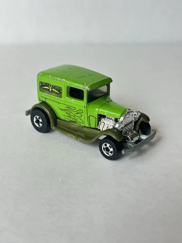 Hot Wheels Vintage 1977 Ford A OK Early Times Delivery Truck Green Pre Owned