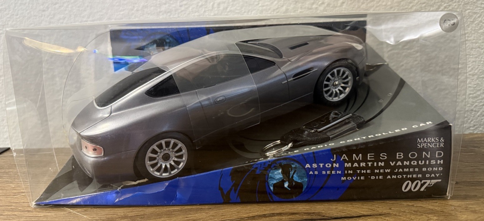Rare M&S Nikko 1:16 Aston Martin V12 Vanquish James Bond 007