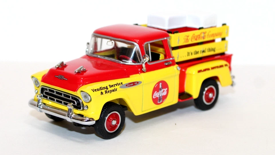 Matchbox Collectibles YPC01-M 1957 Chevy Pickup Coca Cola Vending Mach Svc MIB - Image 3 of 4