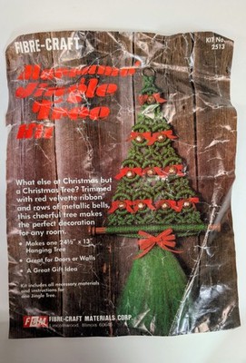 Vtg Fibre Craft Macrame Jingle Tree Kit 2513 Christmas Craft Wall Decor 24'' Tall