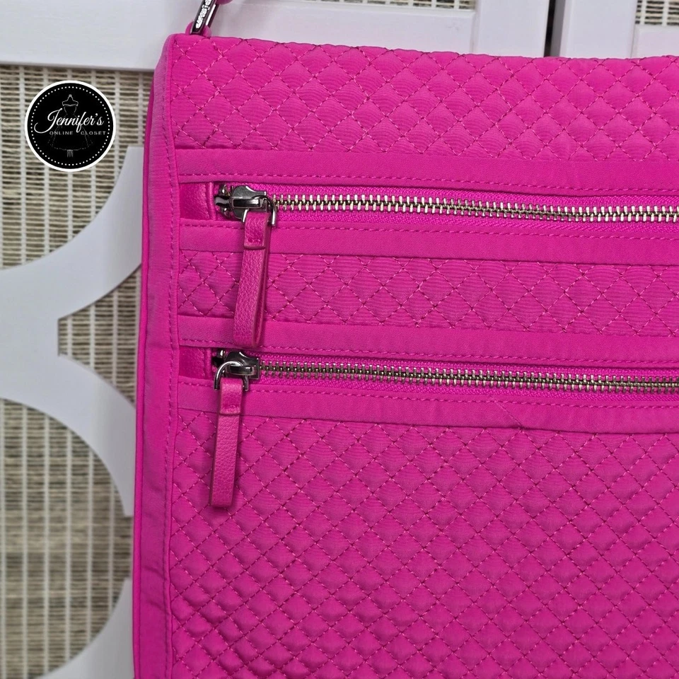 Bandolera Vera Bradley Rosa Magenta Acolchada Triple Cremallera Hipster Foto 3 de 4