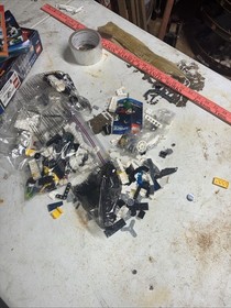 LEGO Space Police set (5971) - Gold Heist Open Box 4