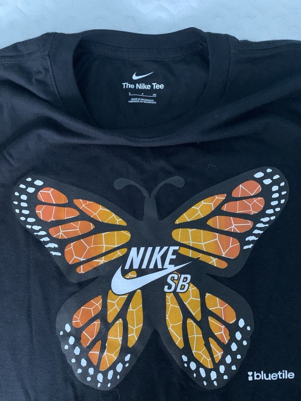 Nike SB x Bluetile Skateshop Monarch T-Shirt Sz Small Black - In Store Exclusive