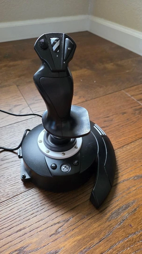 Джойстик Thrustmaster T-Flight Hotas One 4460168 (совместим с XBOX и ПК) - Изображение 4 из 4