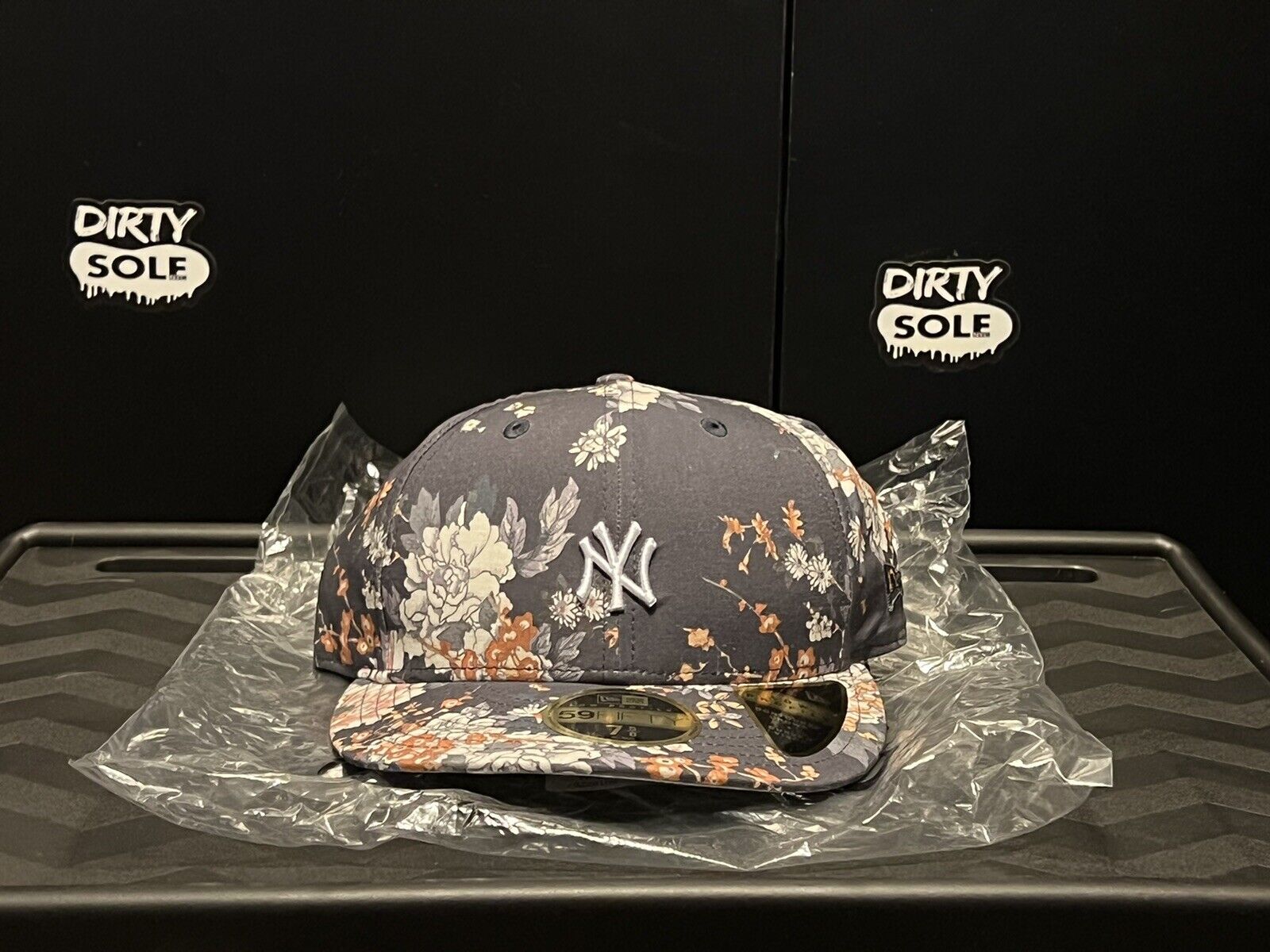 Kith x New Era & Yankees Tapestry Floral 59fifty Low Profile - 7 5/8 New IN  HAND