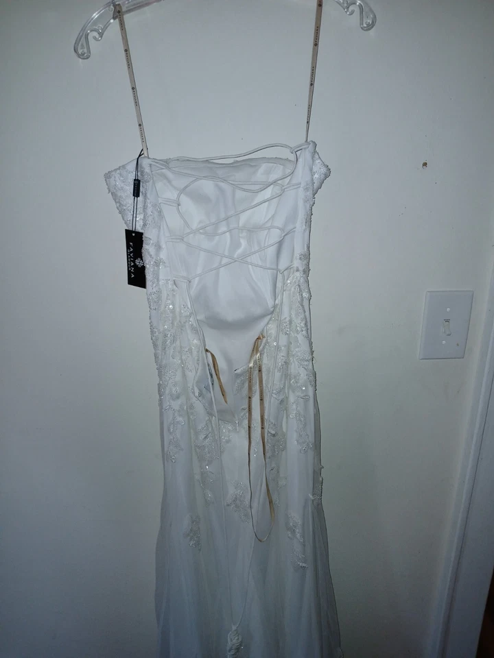 Bridess Strapless White Bridal Gown Wedding Dress Size 10 -12 New With Tag - Image 3 of 4