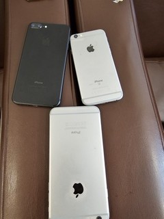 Job Lot iPhone XS Max Unlocked iphone 7 plus and iphone 6 go to description