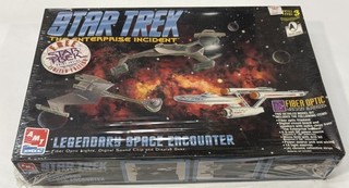 AMT ERTL # 8254 Legendary Space Encounter (Seald) 1:600 Scale LR RG