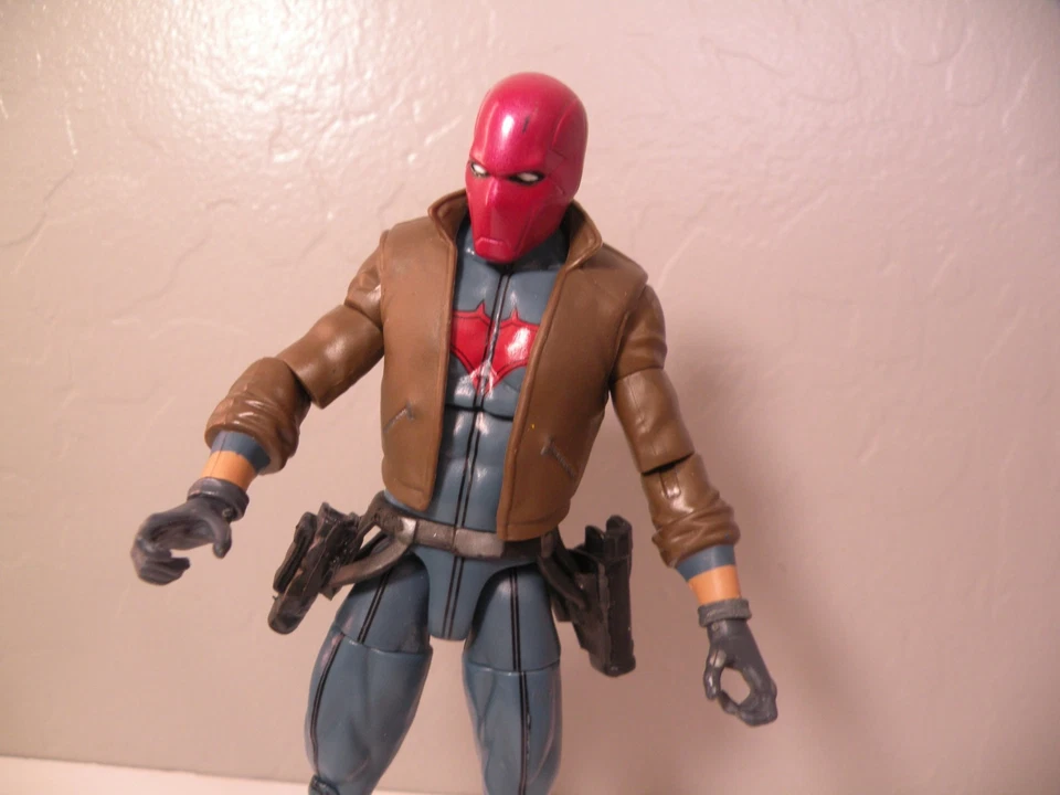 Figura de acción Mattel RED HOOD Jason Todd DC Multiverse Killer Croc Wave DCUC Foto 2 de 4