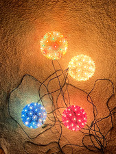 4 Holiday Sphere Light Ball Globes Indoor Outdoor 100 Light 6" Party Patio VGUC