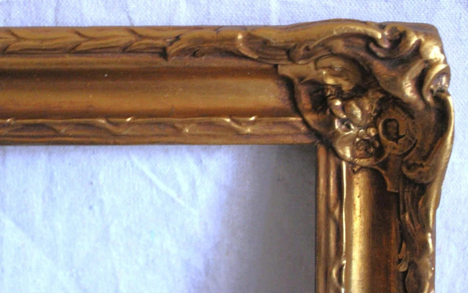 EXCELENTE ARTESANÍA ANTIGUA SE ADAPTA A MARCO DE MADERA DE 6 X 8" ORO ADORNADO DORADO 2 Foto 3 de 4