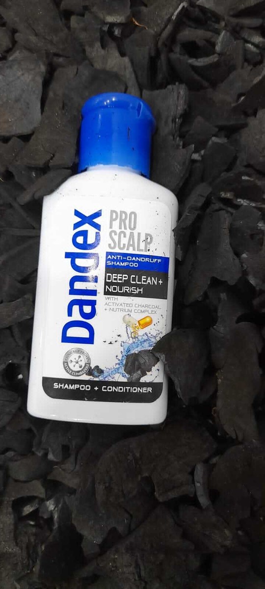 Dandex Deep Clean & Nourish Shampoo Healthy Cooling Itch hair fall