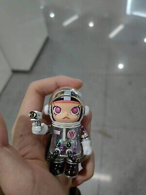 POP MART x KENNYSWORK Mega Collection 100% Space Molly 1 POP MART x KENNYSWORK Mega Collection 100% Space Molly 1