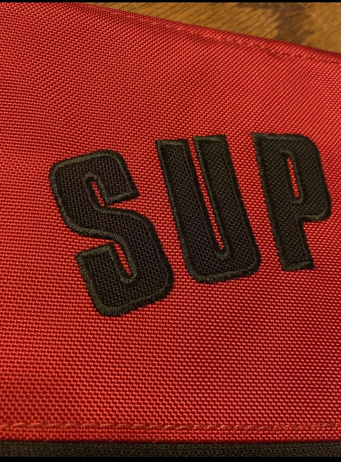 Rare organisateur de logo Supreme x The North Face arc rouge neuf avec étiquettes SS19