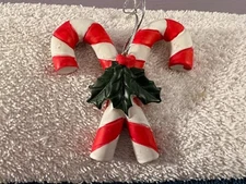 Christmas ornament resin double cane cane holly & berry sprig OH6337