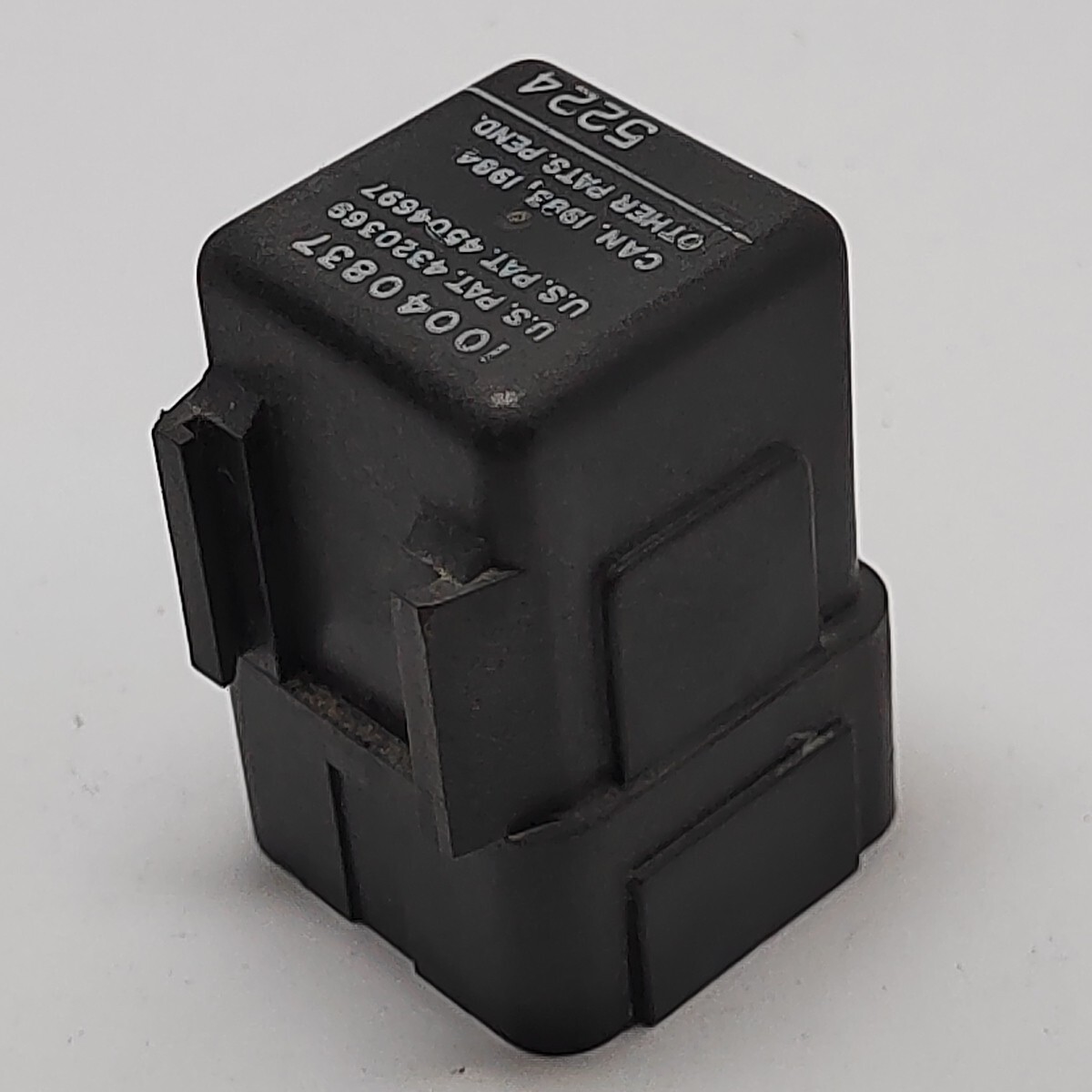 OEM GM USA RELAY CHEVY PONTIAC BUICK OLDSMOBILE 10040837 CORVETTE 