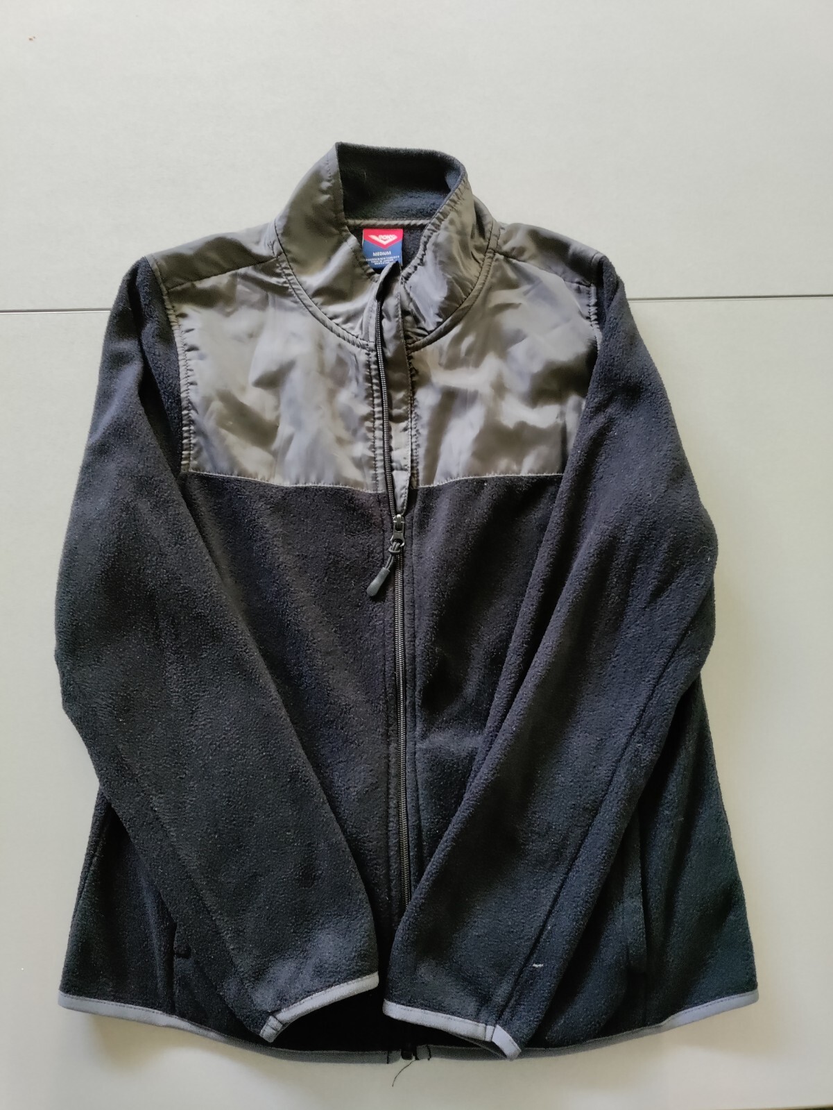 PONY kids medium fleece jacket black full zipper