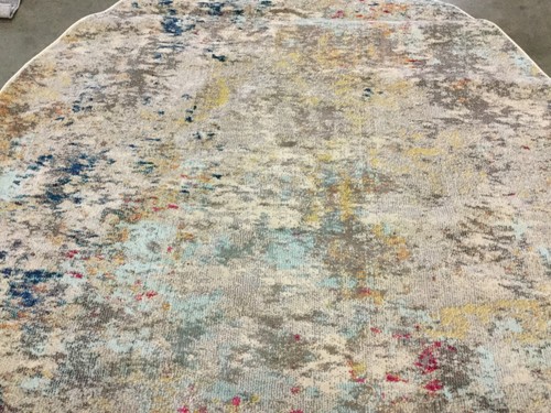 GREY / GOLD 6'-7" X 6'-7" Round Flaw in Rug, Reduced Price 1172662627 MAD453F-7R - Picture 2 of 3