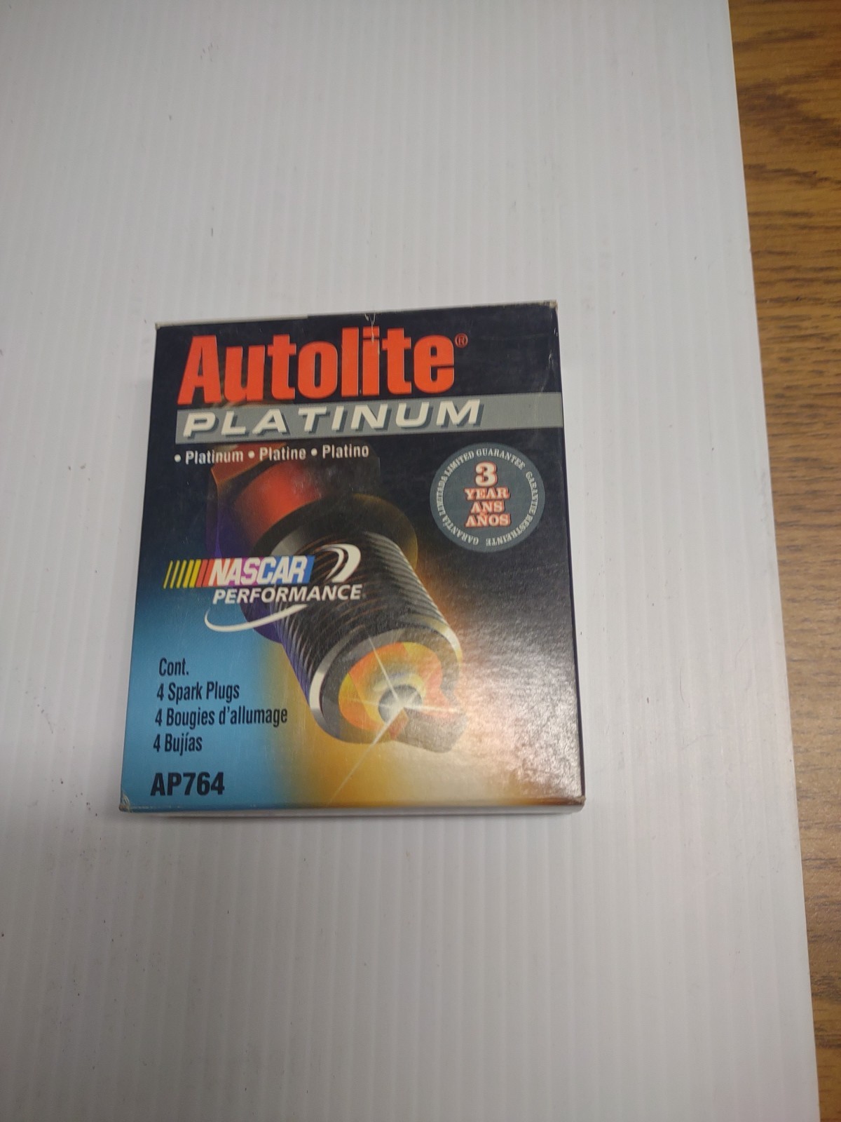 AUTOLITE AP764 Platinum Spark Plugs 4 Pack NEW