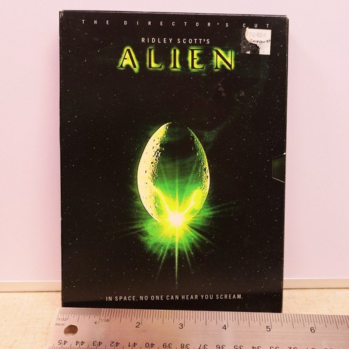 Ridley Scott's Alien (1) 2x DVD (‘79 theatrical & ‘03 Director’s Cut) DISCs NM+