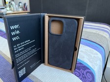 WİİUKA BERLİN orginal Alacantara Hülle für iphone 16 pro max MagSafe Wie Neu