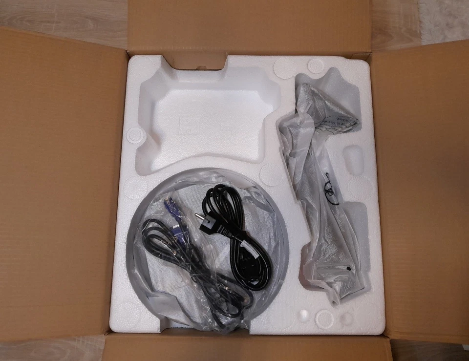 AMIGA Monitor 15 kHz 19" LED TFT im 5:4 Format [BenQ BL912 Alternative] NEU+OVP - Bild 4 von 4