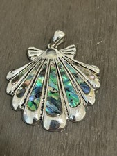 Silvery Tone Abalone Shell Scalloped Ocean Sea Brooch Pin Pendant unmarked