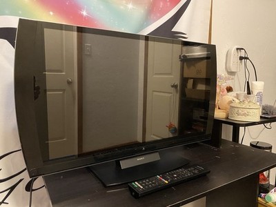 Sony PlayStation 24'' 3D Display TV Monitor 1080p CECH-ZED1U w/ Power Cable