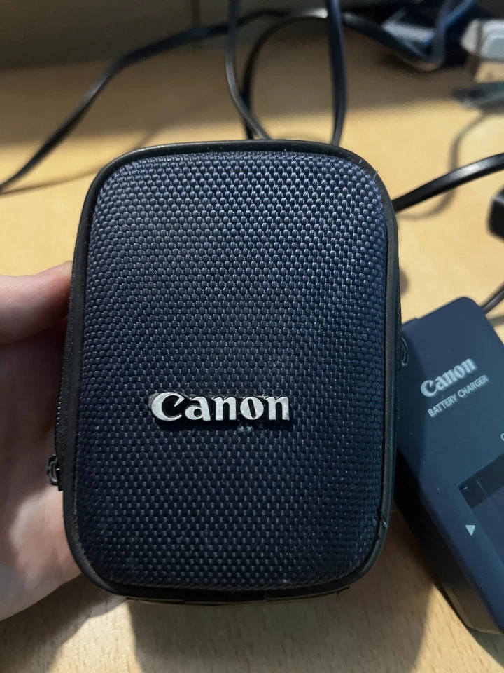 Canon PowerShot SD750 ELPH Digital Camera 7.1MP Compact Complete With Charger - Image 4 of 4