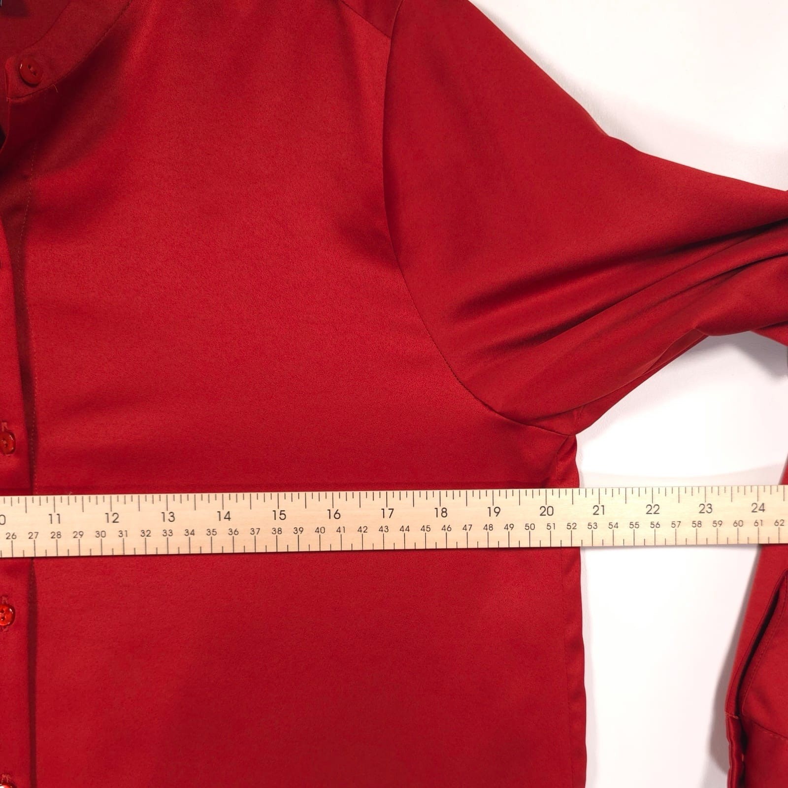 EILEEN FISHER Mandarin Long Shirt S/P Serrano Red Satin Button Tunic R19GVM