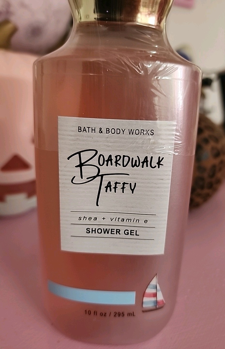 BATH & BODY WORKS BOARDWALK TAFFY SHOWER GEL 10 FL OZ