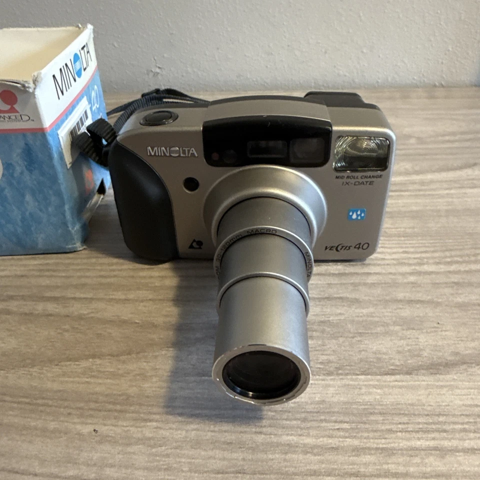 Фотоаппарат компактный Minolta Vectis 40 зум 30–120 мм проверенный рабочий - Изображение 2 из 4